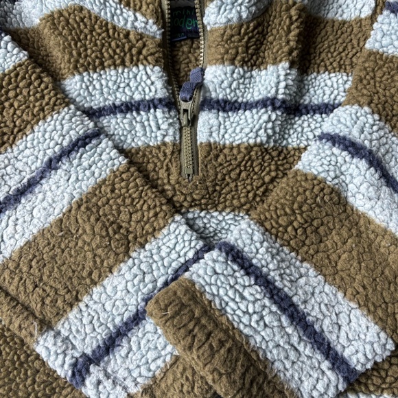 Mini Biden 1/4 zip pullover size 7-8 - Picture 2 of 3